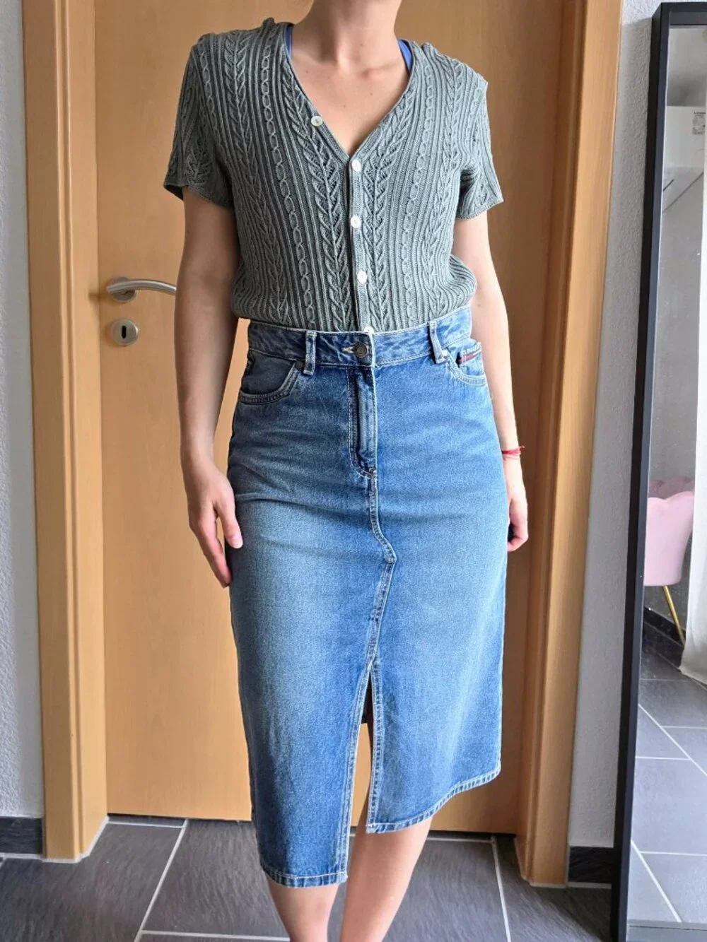 Tommy Hilfiger 90s Knee Length Midi Denim Skirt Front Slit Girls Size 16